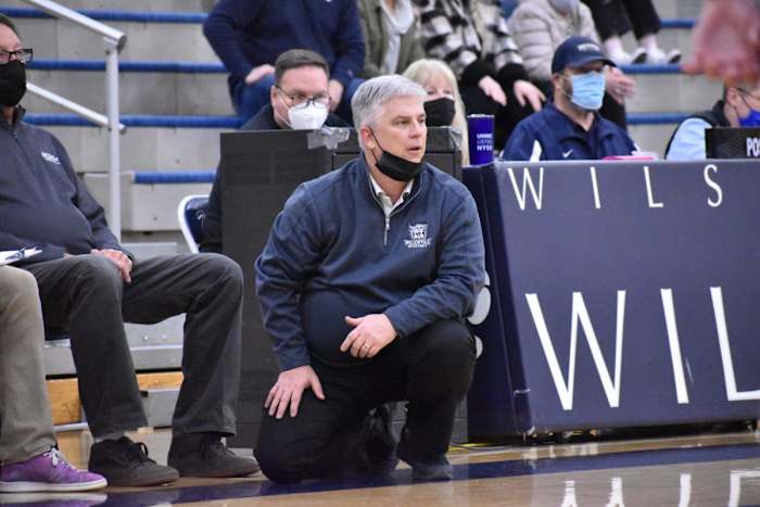 Wilsonville.La-Salle-Prep.boys-basketball.Dave-Ball.12